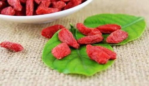 枸杞原浆爆料怎么做的视频,一招解锁健康养生新方式