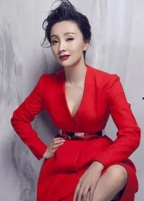 爆料徐铮陶虹视频大全,娱乐圈再掀波澜 第3张 爆料徐铮陶虹视频大全,娱乐圈再掀波澜 第3张