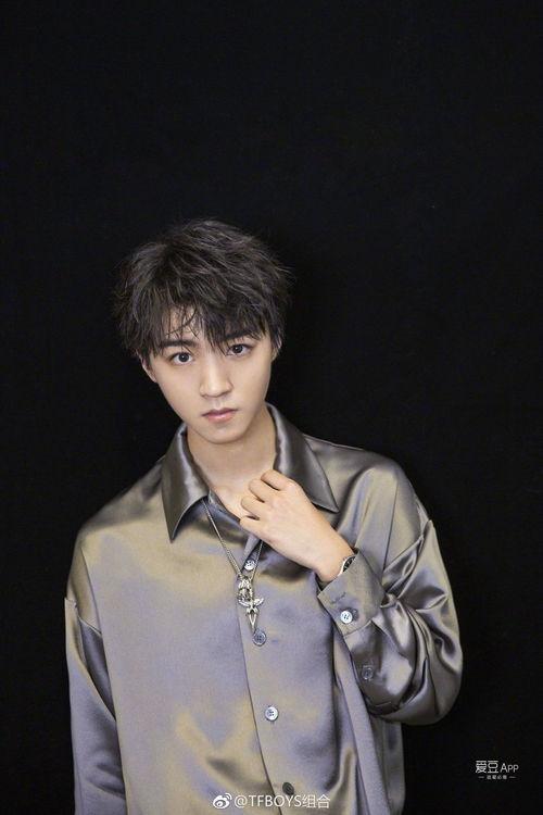 吴谨言爆料凯哥视频大全,揭秘娱乐圈背后的秘密 第3张 吴谨言爆料凯哥视频大全,揭秘娱乐圈背后的秘密 第3张