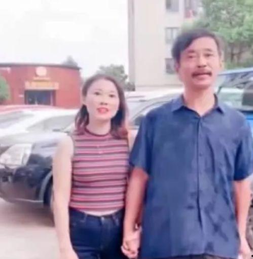 精神小伙最新爆料,精神小伙最新爆料，带你领略不为人知的幕后故事  第2张