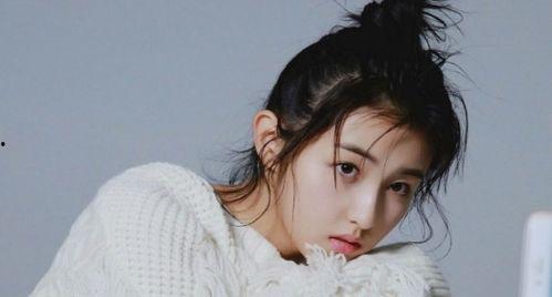 张子枫私下爆料视频合集,揭秘明星真实一面  第2张