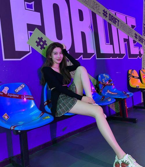 网络吃瓜爆料合集视频大全,盘点热门视频合集精彩瞬间 第3张 网络吃瓜爆料合集视频大全,盘点热门视频合集精彩瞬间 第3张