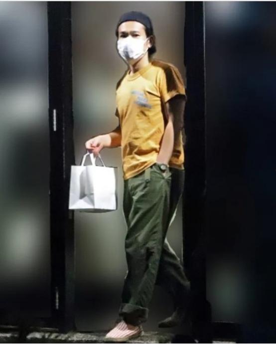 每日吃瓜网红大学生,揭秘网红大学生的日常吃瓜生活 第2张 每日吃瓜网红大学生,揭秘网红大学生的日常吃瓜生活 第2张