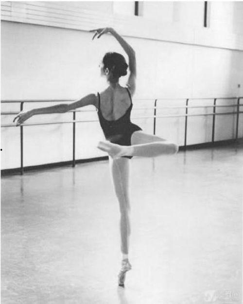 一个芭蕾舞者的爆料视频,爆料视频揭露行业真相