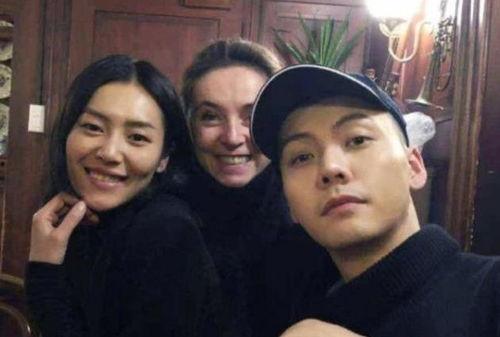 陈伟霆和刘雯最新爆料,揭秘娱乐圈背后的故事 第3张 陈伟霆和刘雯最新爆料,揭秘娱乐圈背后的故事 第3张