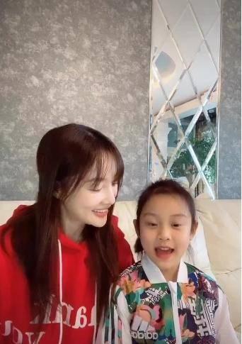 网红小酒窝爆料视频在线观看,揭秘幕后真相  第2张